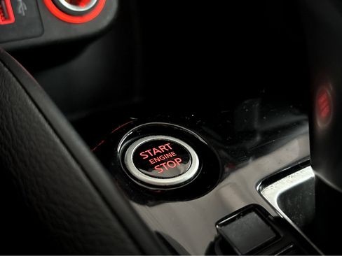 Used 2021 Nissan Kicks S image 5