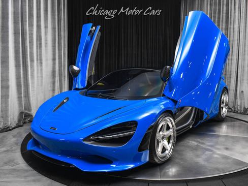 Used 2024 McLaren 750S Spider image 2