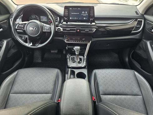 Used 2021 Kia Seltos EX AWD/4WD image 11