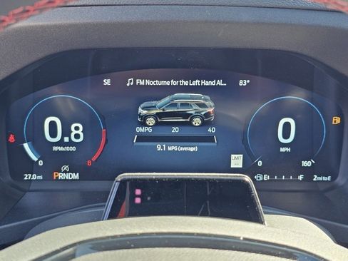 Used 2025 Ford Explorer ST image 33
