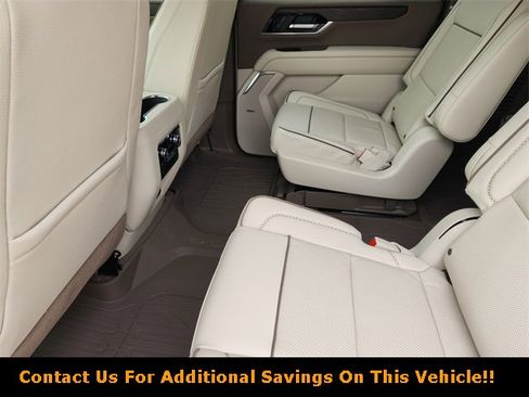 New 2026 GMC Yukon XL Denali image 21