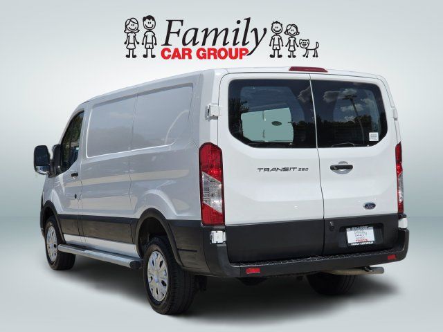 Used 2025 Ford Transit 250 Low Roof w/ Exterior Upgrade Package RWD image 3