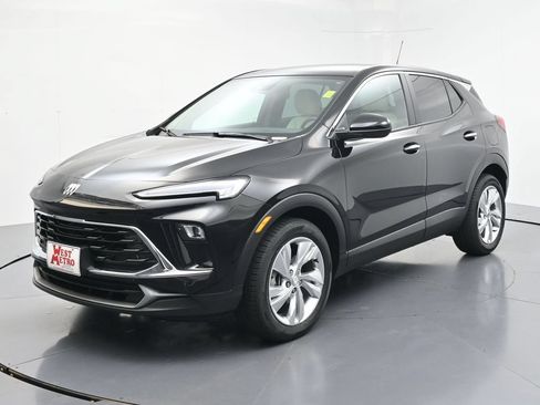 Used 2024 Buick Encore GX Preferred FWD image 3