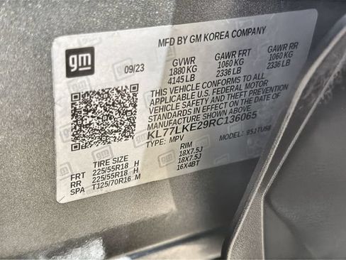 Used 2024 Chevrolet Trax ACTIV w/ Driver Confidence Package FWD image 32
