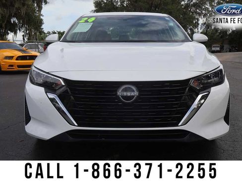 Used 2024 Nissan Sentra S FWD image 9