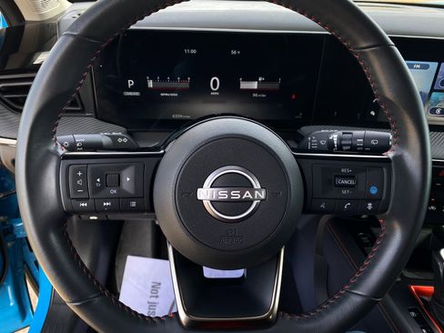 Used 2025 Nissan Kicks SR w/ Interior Electronics Package image 23