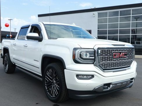 Used 2017 GMC Sierra 1500 Denali w/ Denali Ultimate Package image 3