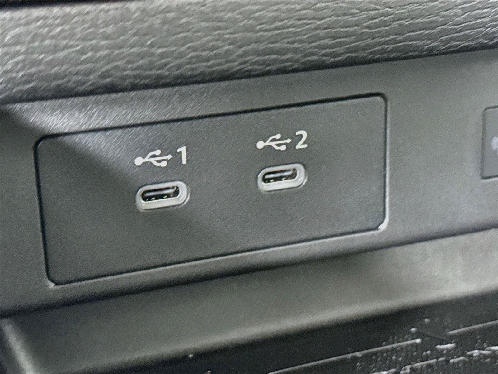 New 2026 Mitsubishi Outlander SE FWD image 11