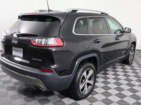 Used 2019 Jeep Cherokee Limited image 8