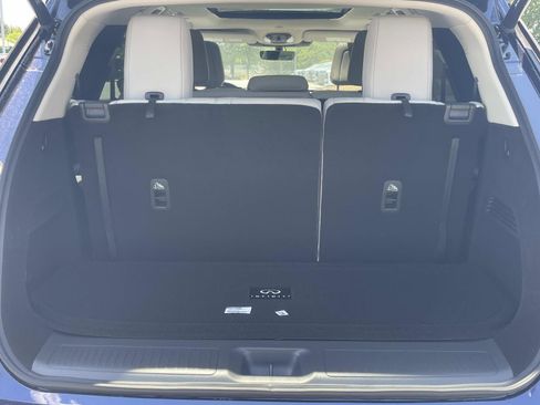 New 2026 INFINITI QX60 Luxe w/ Cargo Package FWD image 4
