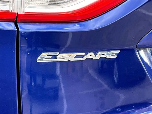 Used 2014 Ford Escape SE image 10
