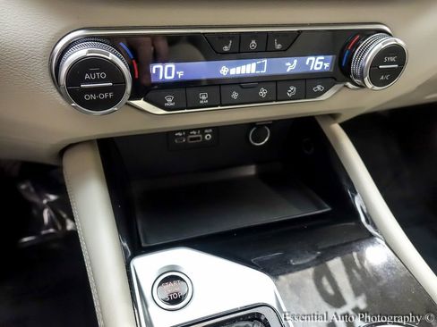 Used 2020 Nissan Altima 2.5 Platinum image 21