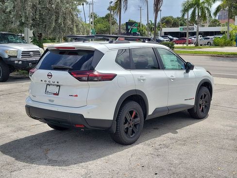 New 2026 Nissan Rogue SV AWD/4WD image 7