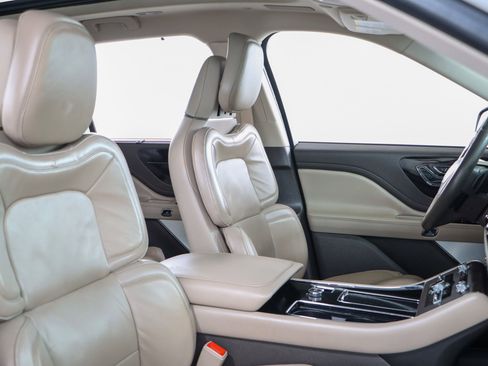 Used 2022 Lincoln Aviator Reserve w/ Equipment Group 201A image 29