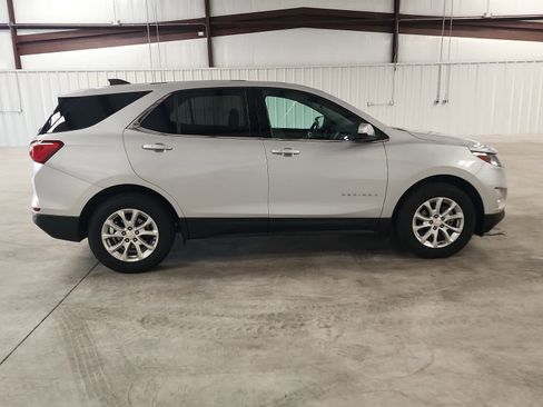 Used 2018 Chevrolet Equinox LT image 6