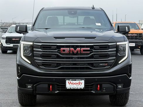 New 2026 GMC Sierra 1500 AT4 w/ AT4 Premium Package image 3
