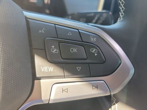 New 2026 Volkswagen Atlas Cross Sport SE FWD image 27