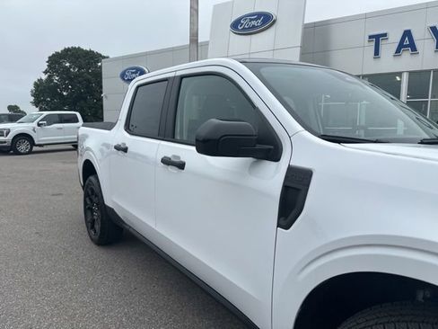 New 2026 Ford Maverick XLT w/ XLT Luxury Package AWD/4WD image 7