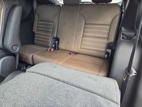 New 2026 GMC Acadia Denali Ultimate image 7