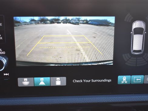 Used 2023 Honda CR-V EX-L image 5