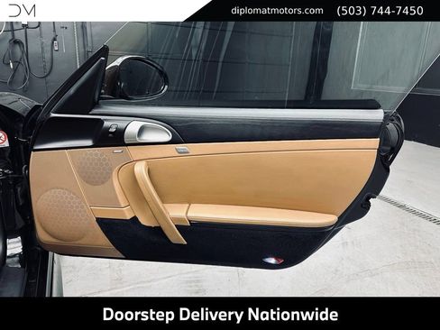 Used 2011 Porsche 911 Carrera 4S AWD/4WD image 23