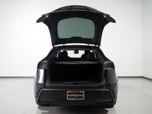 Used 2026 Tesla Model Y Long Range RWD image 48