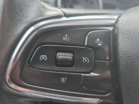 Used 2023 Buick Encore GX Select FWD image 26