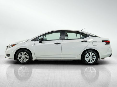 Used 2024 Nissan Versa S w/ Trunk Package FWD image 2