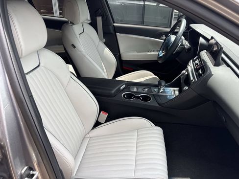 Used 2026 Genesis G70 3.3T Sport Prestige RWD image 26