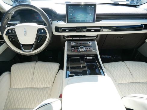 Used 2023 Lincoln Aviator Black Label w/ Dynamic Handling Package image 16