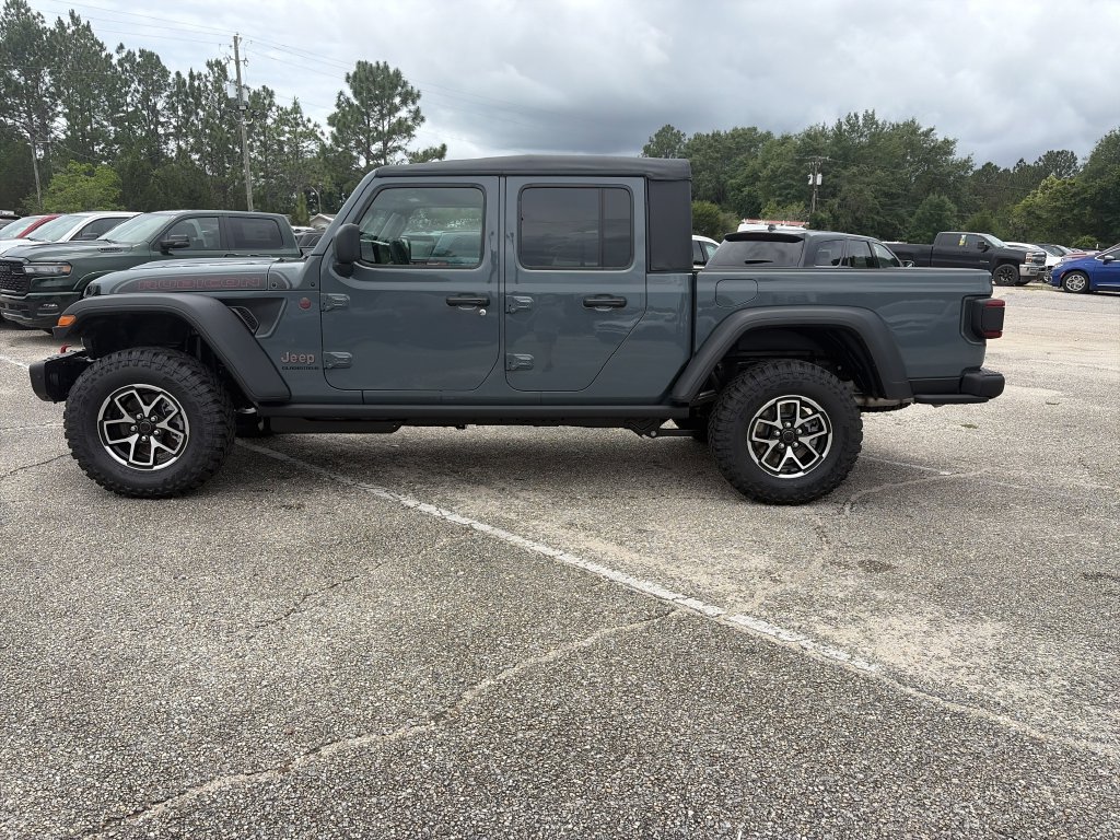 New 2026 Jeep Gladiator Rubicon AWD/4WD image 3