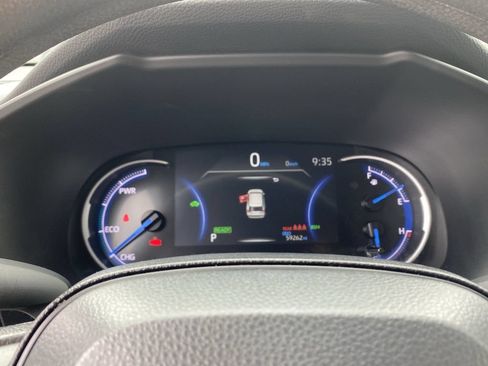 Certified 2025 Toyota RAV4 XLE AWD/4WD image 35