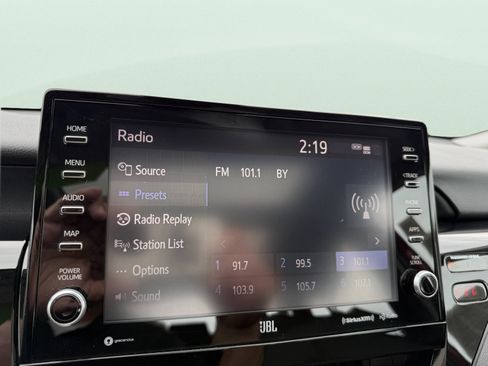 Used 2021 Toyota Camry XLE w/ Navigation Package FWD image 24