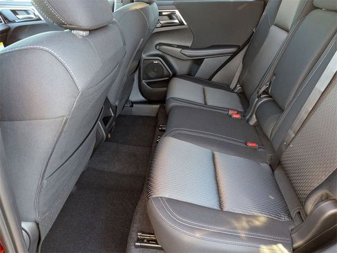 New 2025 Mitsubishi Outlander ES image 26