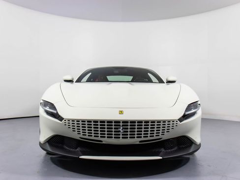 Certified 2022 Ferrari Roma image 11