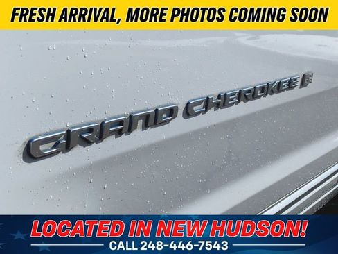 Used 2022 Jeep Grand Cherokee Summit w/ Luxury Tech Group V image 12