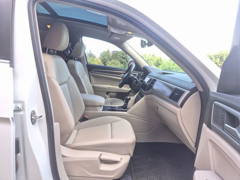 Used 2019 Volkswagen Atlas SE w/ Panoramic Sunroof Package AWD/4WD image 22