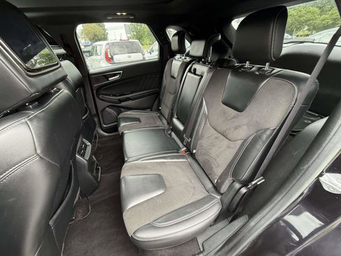 Used 2020 Ford Edge ST w/ Equipment Group 401A AWD/4WD image 31