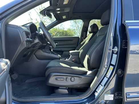 Used 2023 Honda CR-V Sport image 2