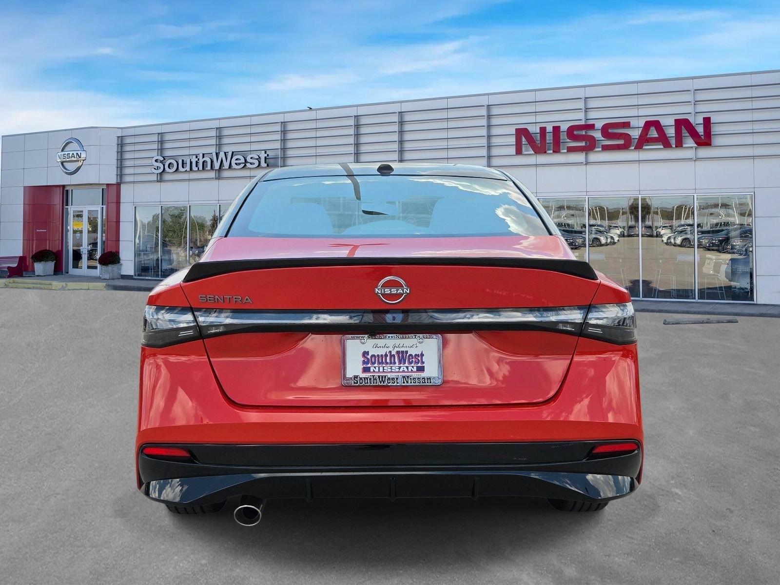 New 2027 Nissan Sentra SR w/ Floor Mat Package FWD image 6