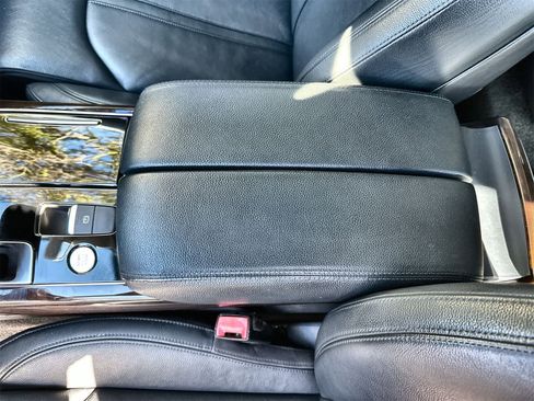 Used 2015 Audi A8 3.0T image 16