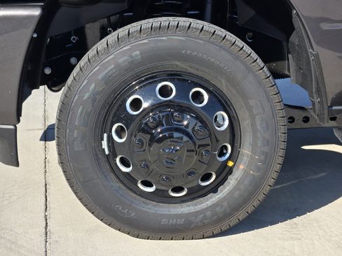 New 2027 RAM 3500 Lone Star AWD/4WD image 11