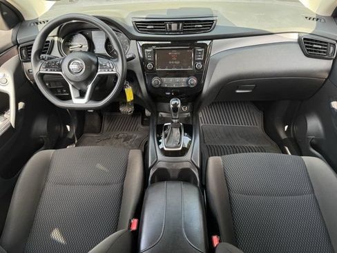 Used 2022 Nissan Rogue Sport S FWD image 11