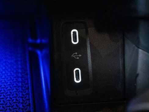 New 2025 Mercedes-Benz GLC 350e 4MATIC image 24