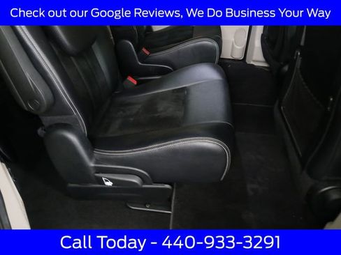 Used 2017 Dodge Grand Caravan SXT w/ Driver Convenience Group FWD image 37