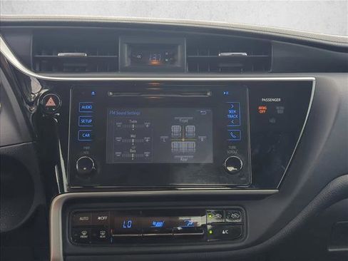 Used 2017 Toyota Corolla LE FWD image 16