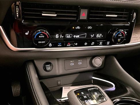 New 2026 Nissan Rogue Platinum w/ Platinum Premium Package image 25