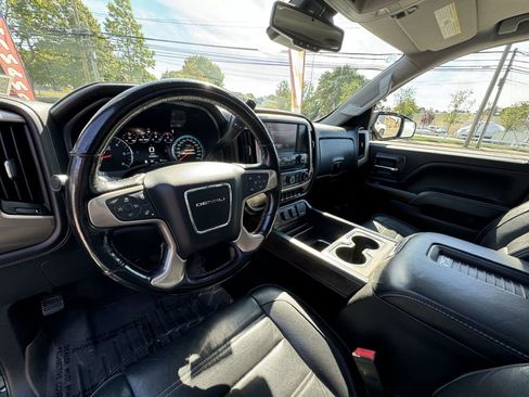 Used 2018 GMC Sierra 1500 Denali image 9