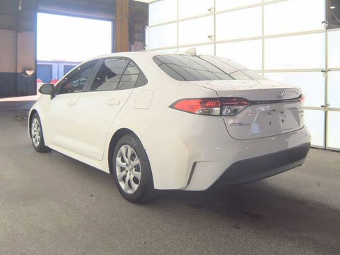 Used 2023 Toyota Corolla LE image 9