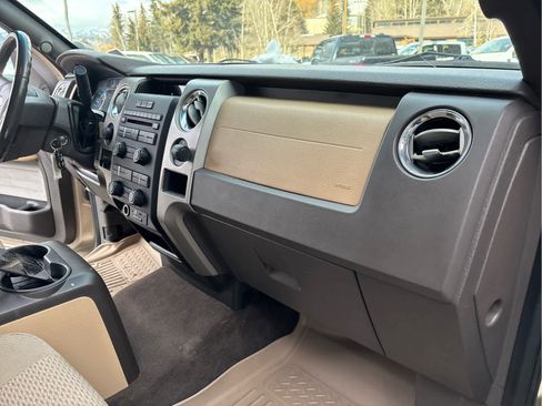 Used 2012 Ford F150 XLT w/ XTR Pkg image 28